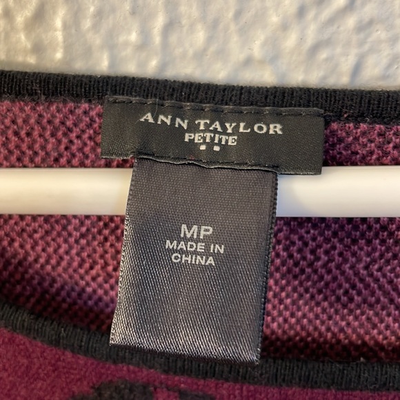 AnnTaylor Medium Petite sweater dress - Picture 3 of 3